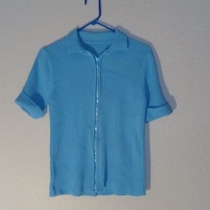 Short sleeves sweater